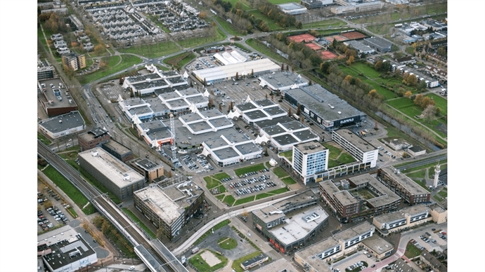 Urban Interest en Built to Build verkopen Doemere aan Larmag